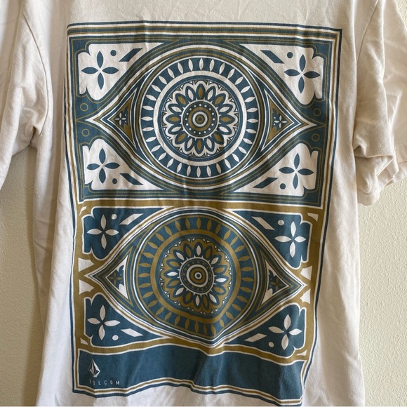Vintage Volcom Tee - Picture 7 of 7